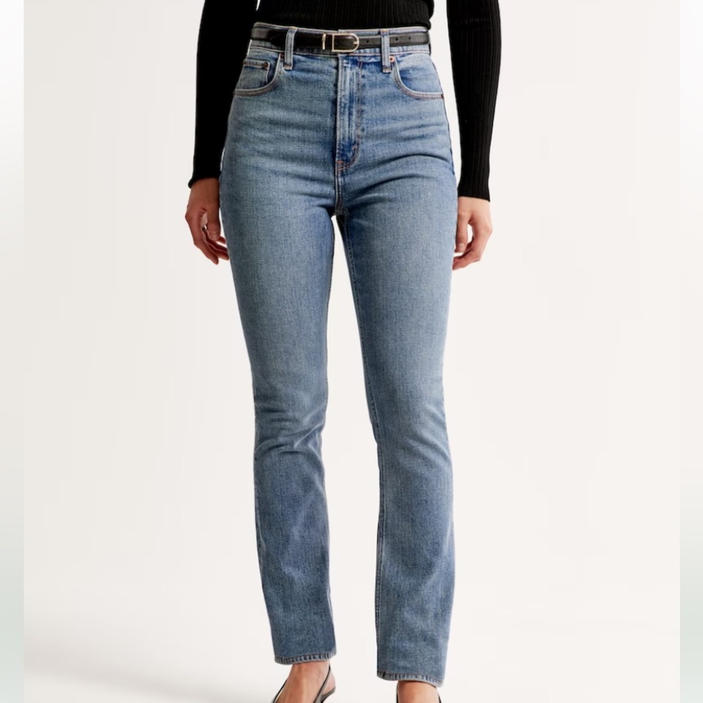 Abercrombie & Fitch Ultra High Rise Slim Straight Jean Medium Wash 29W Long